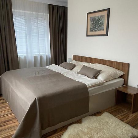 Sobe Djurdjevic Hotel Zatonje Bagian luar foto